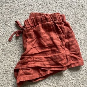 High end linen shorts